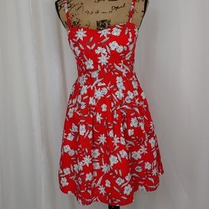 Cameo Rose Sweetheart Deckline Red dress 8